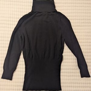 NWOT! Express(M) Turtleneck Sweater w Ribbed Hem- Black